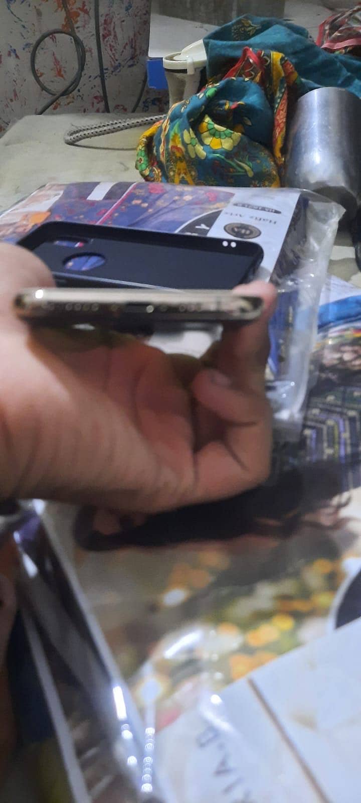 Apple iPhone XS 3