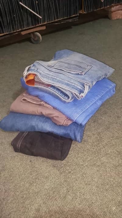 Free 5 jeans ( فی سبیل اللہ )