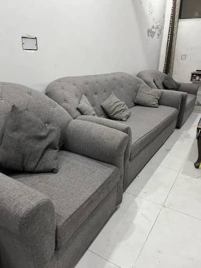 6-Seater Wooden Sofa Set (3+2+1) with Covers & Cushions