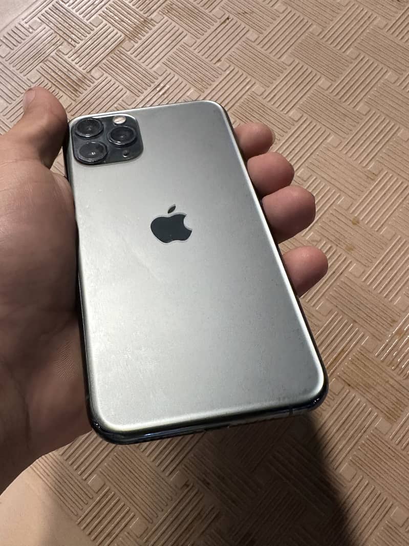 Apple iPhone 11 Pro 7