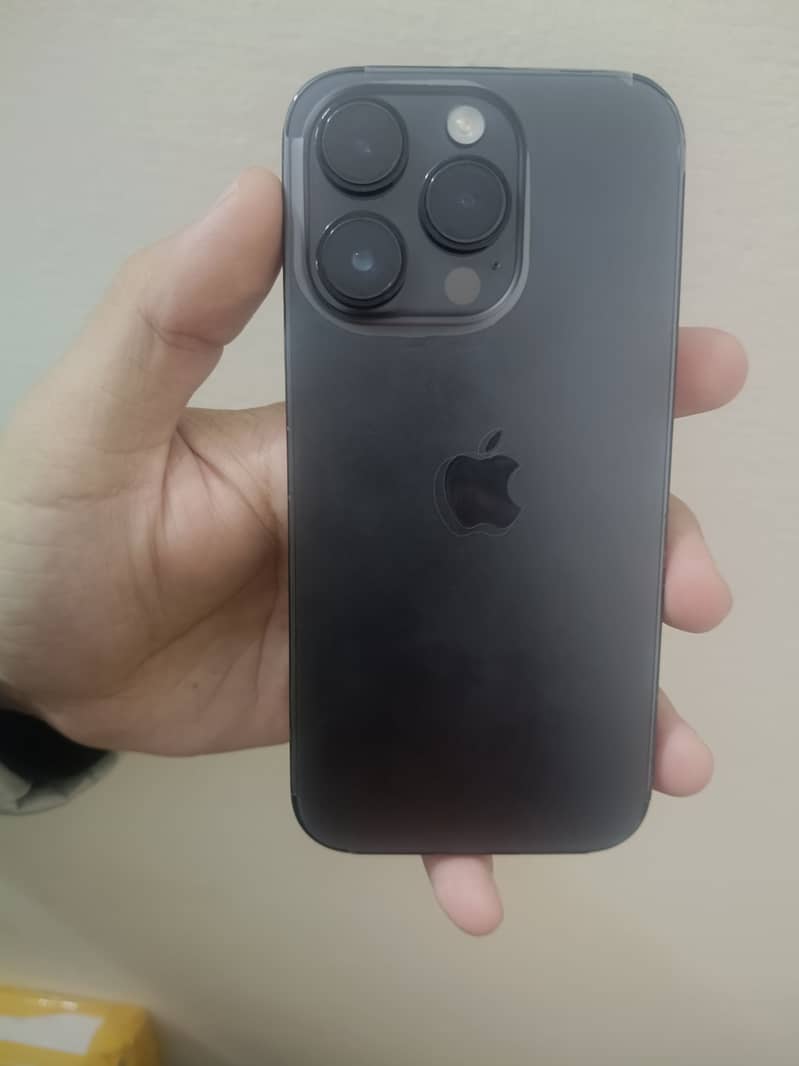 Apple iPhone 14 Pro 1