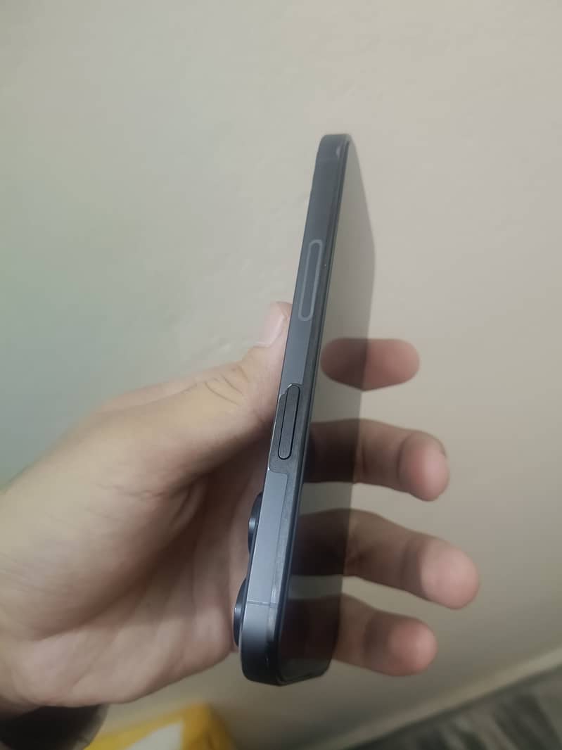 Apple iPhone 14 Pro 3