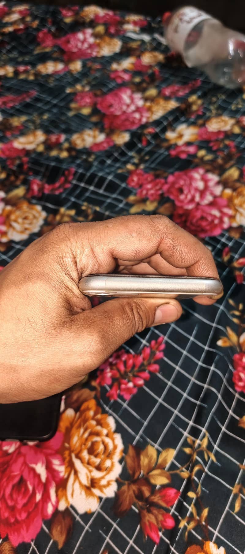 Apple iPhone 11 7