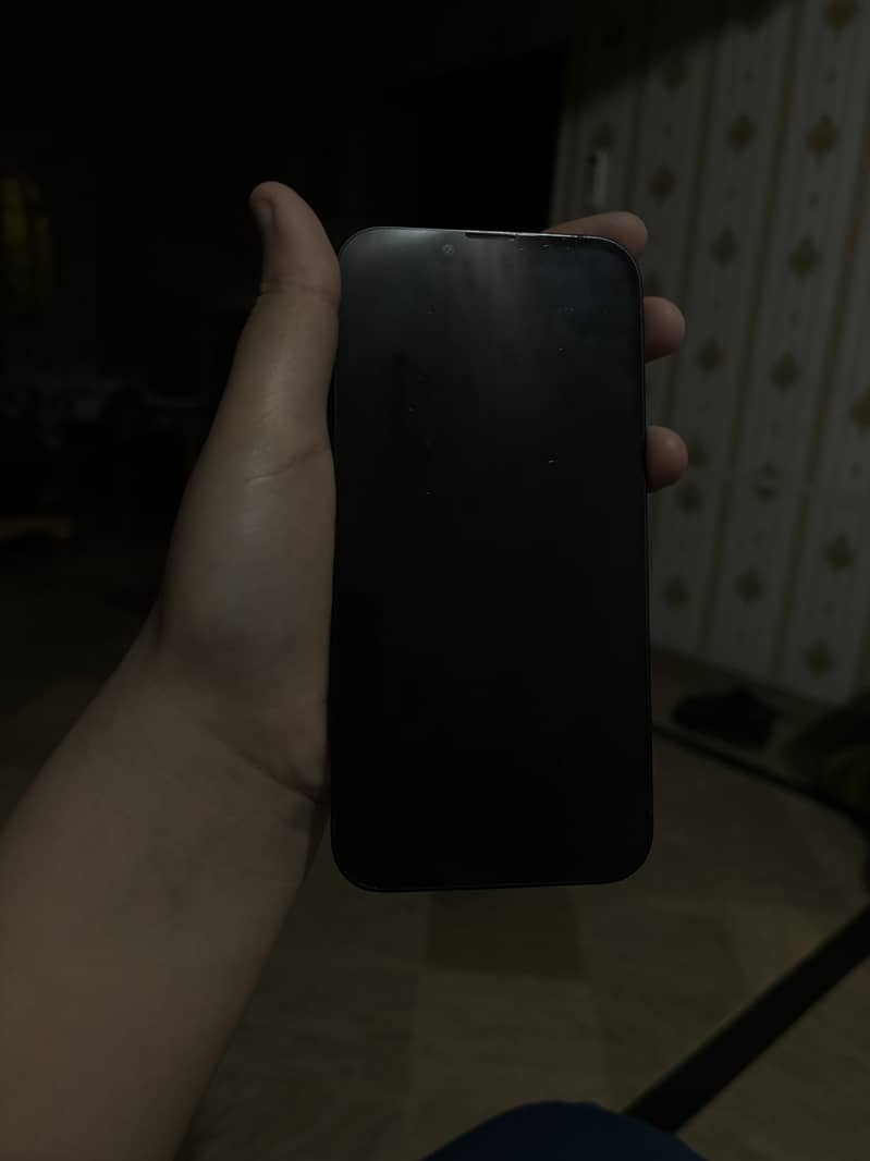 Iphone 13 4