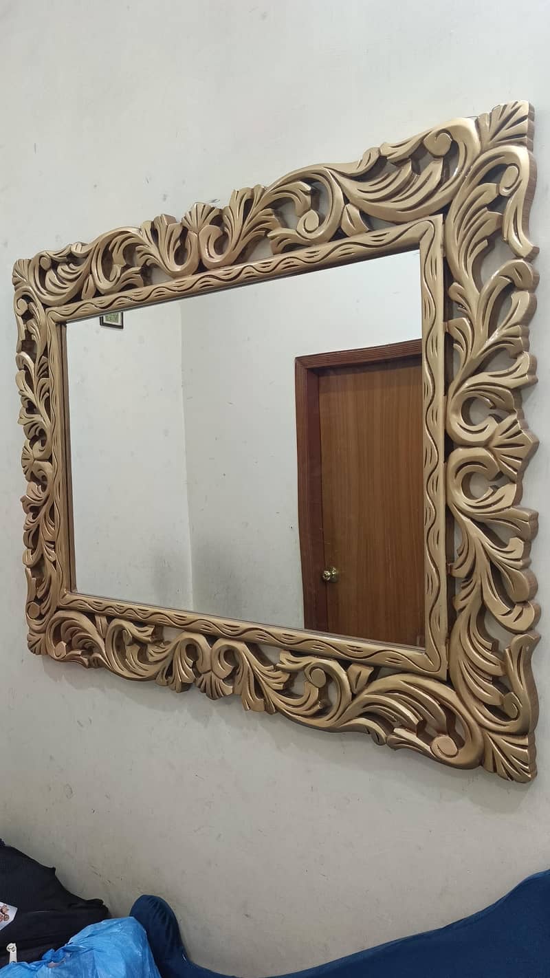 Dining Table and Mirror 3