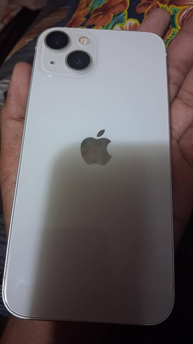 Apple iPhone 13 6