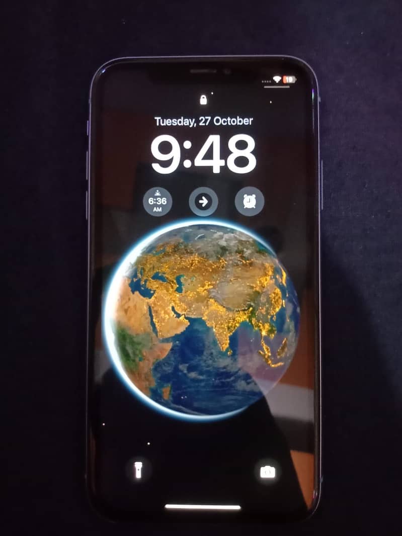 Apple iPhone XR 4
