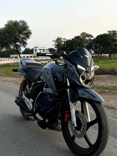 Honda CB 150F