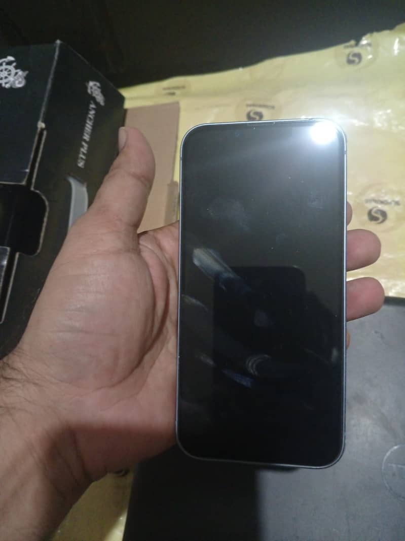 Apple iPhone 14 0