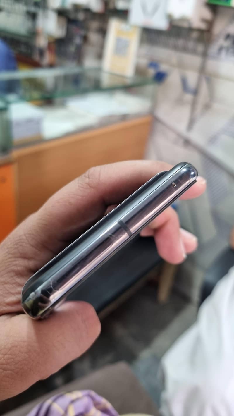 Google Pixel 8 Pro 2