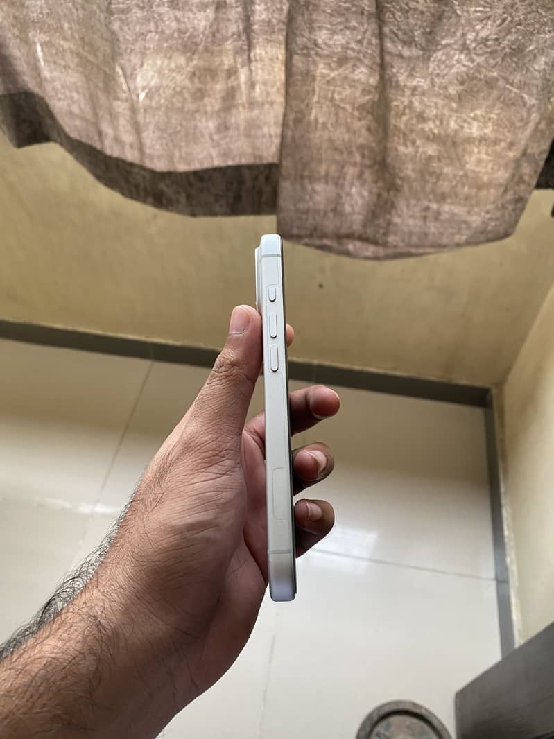 Apple iPhone 17 Pro 7