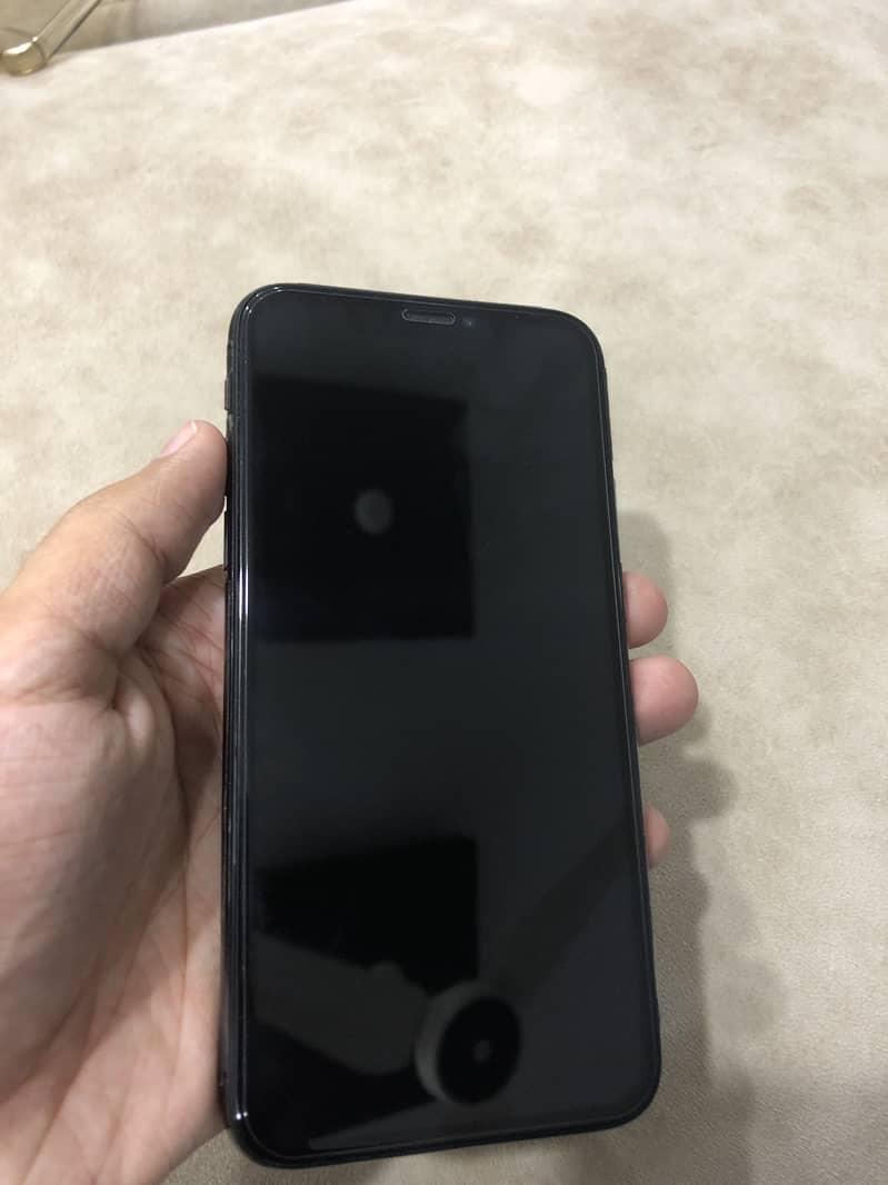 Apple iPhone X 0