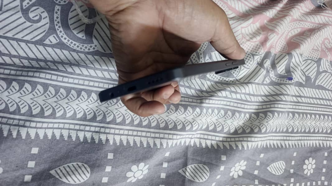 Realme Note 60x 3