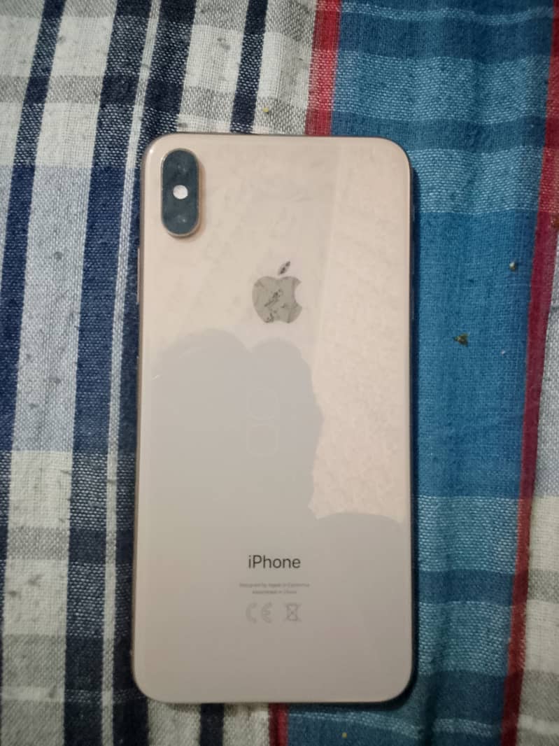 Apple iPhone XS Max 0