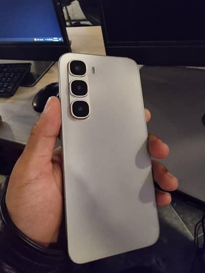 Infinix Hot 60 Pro