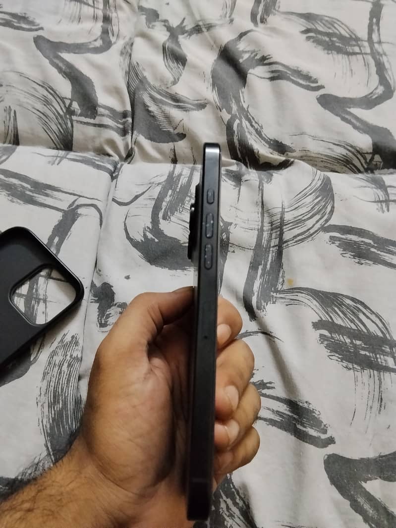 Apple iPhone 16 Pro Max 256GB - Official PTA Approved 2