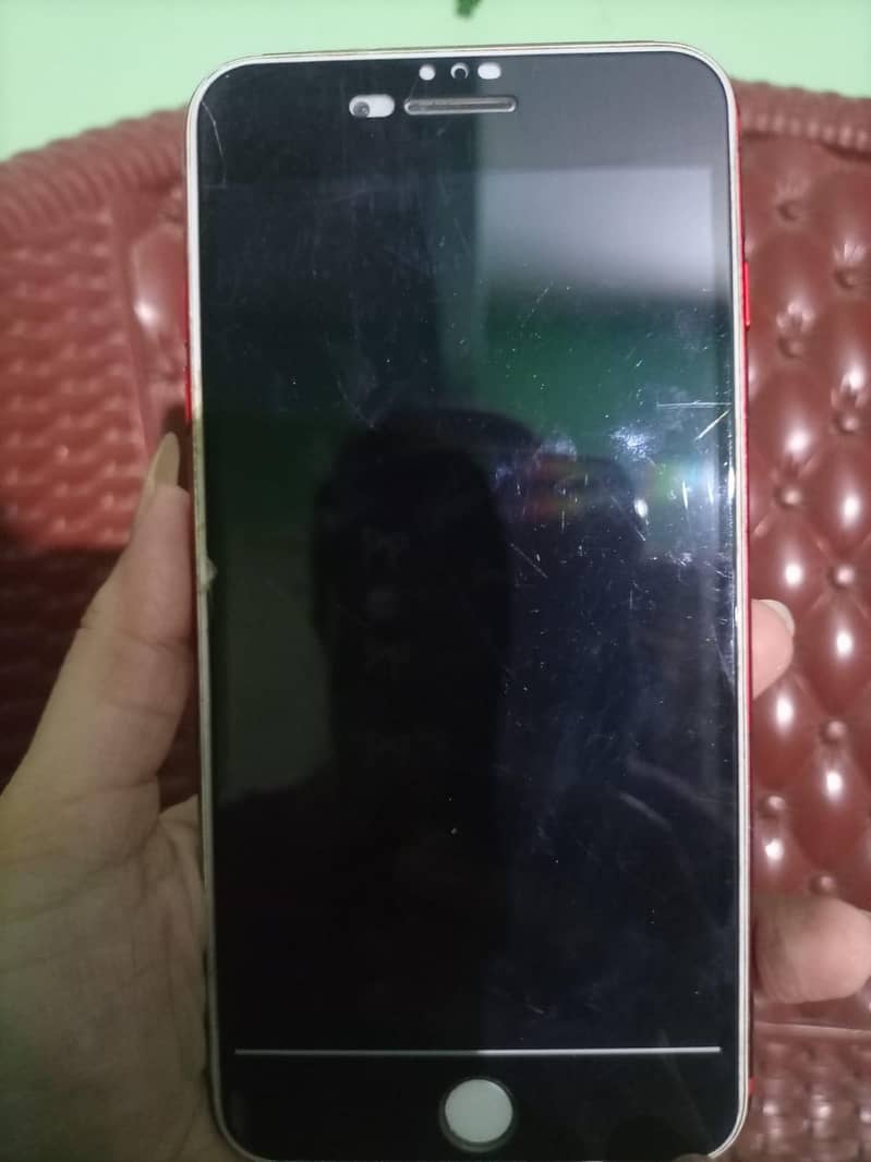 Apple iPhone 7 Plus 0