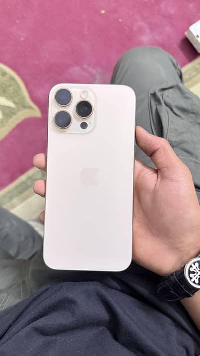 Apple iPhone 16 Pro Max