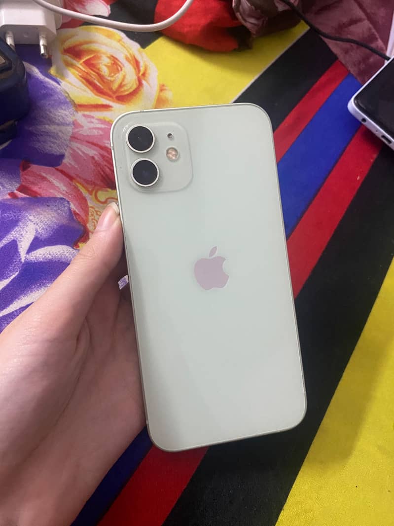 Apple iPhone 12 0