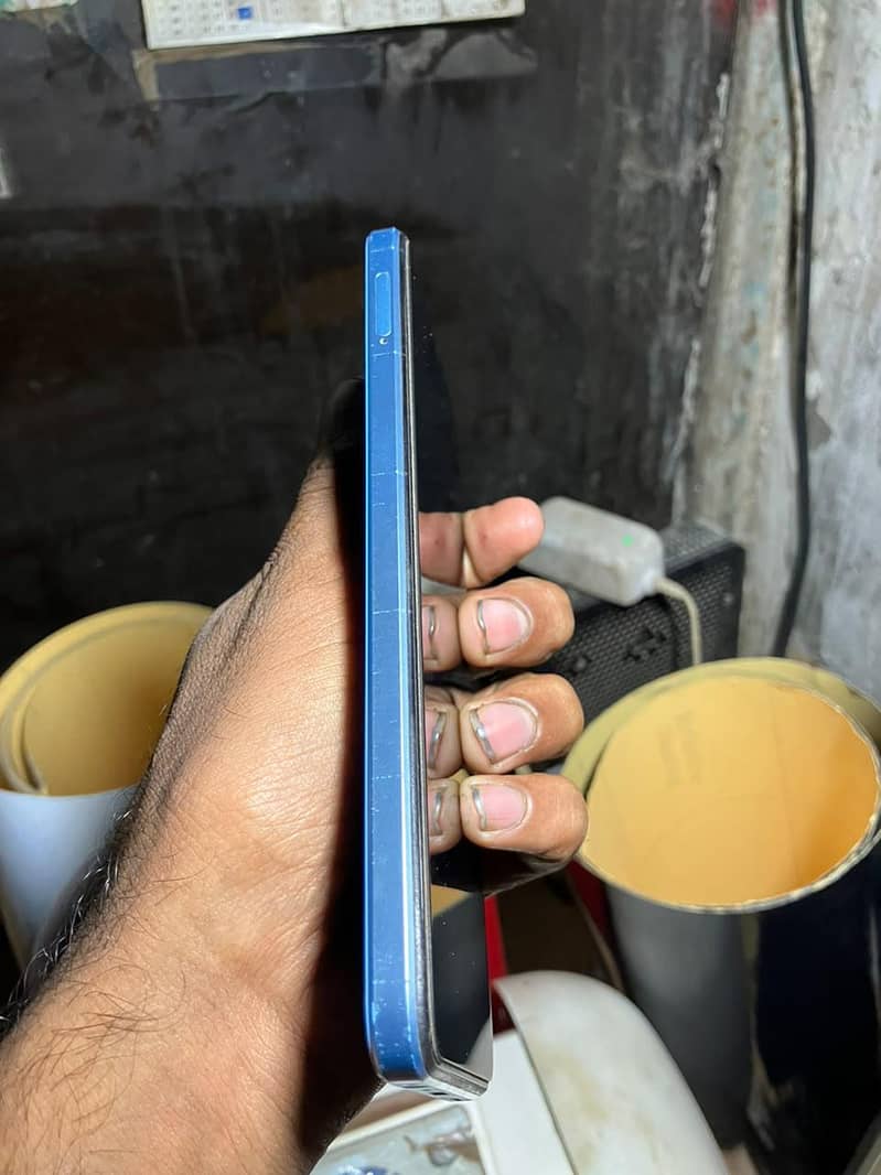 OPPO A17 1
