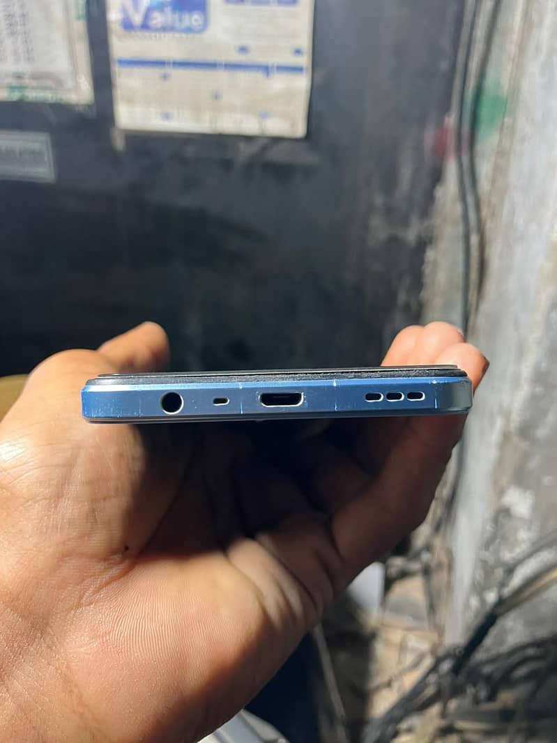 OPPO A17 4
