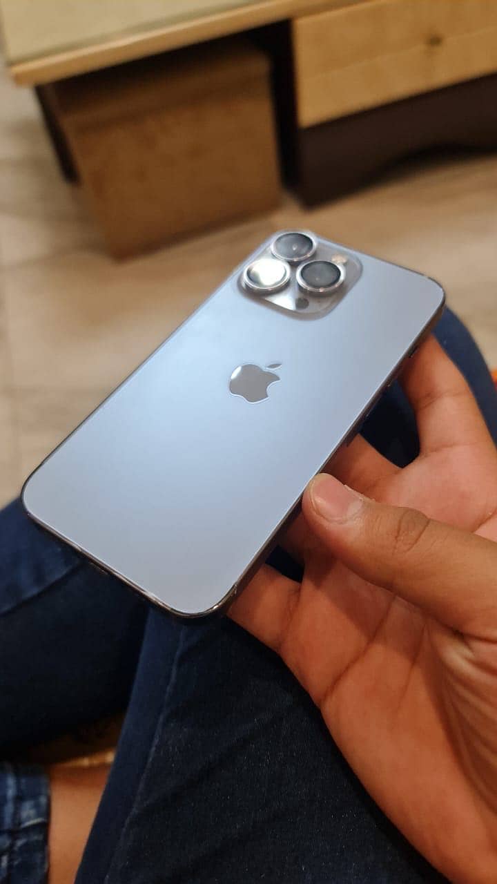 Apple iPhone 13 Pro 5