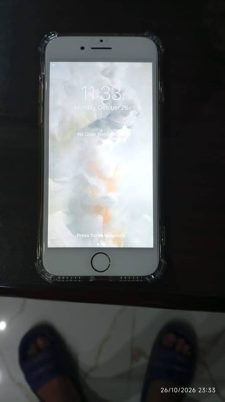 Apple iPhone 7 0
