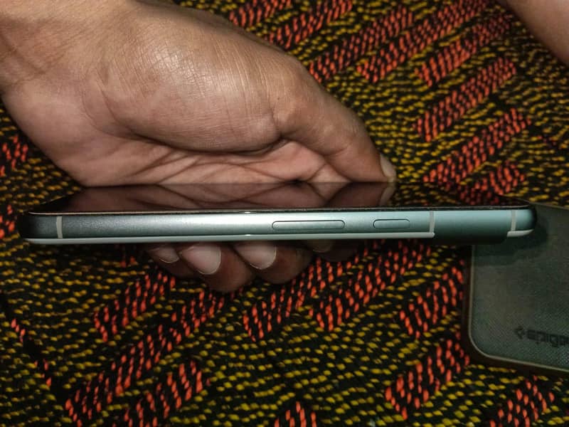 GOOOGLE PIXEL 8 1