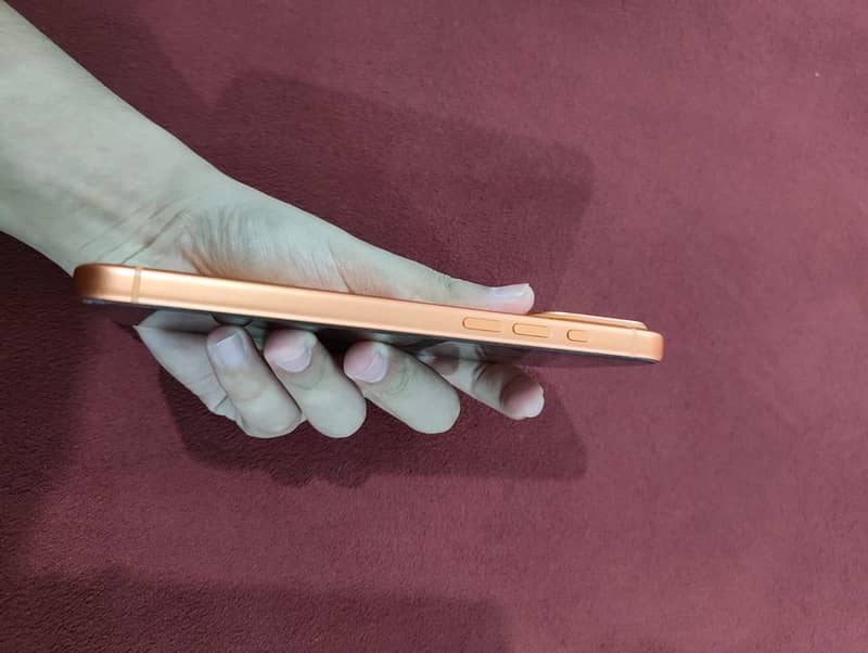 iPhone 17 Pro Max Orange 6