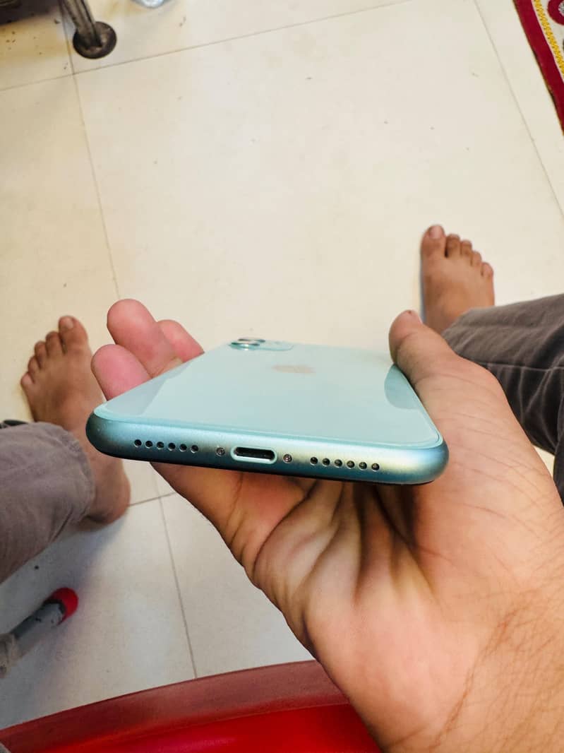 Apple iPhone 11 1