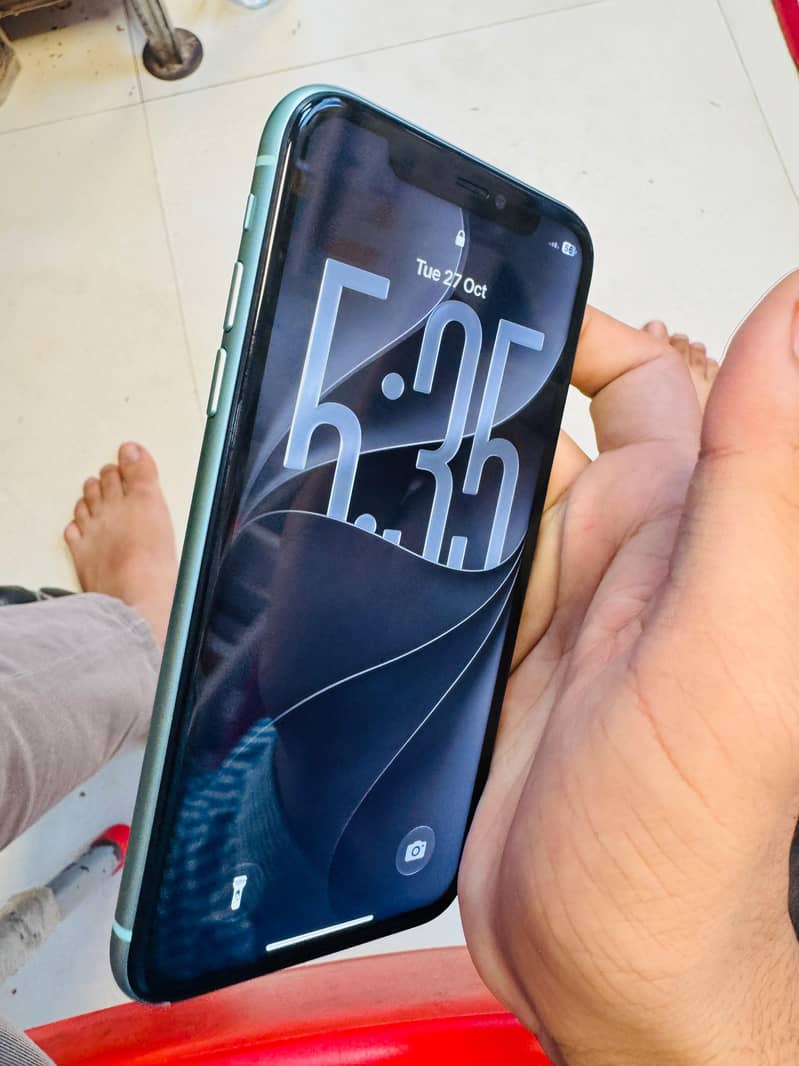Apple iPhone 11 5