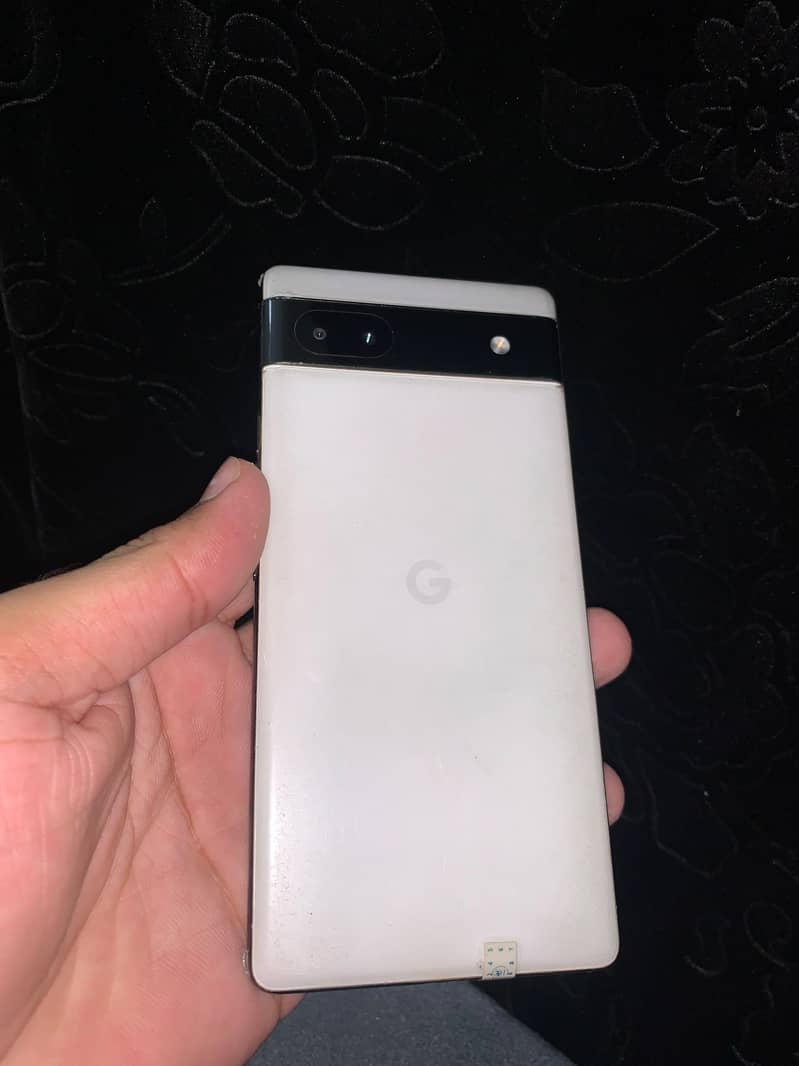 Google Pixel 6a 1