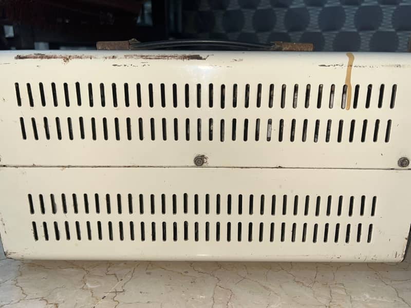 Universal A 50 5