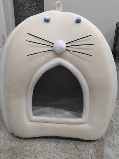 cat house and cage