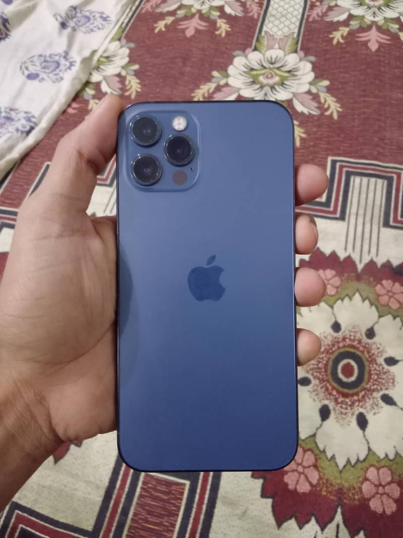 Apple iPhone 12 Pro 3