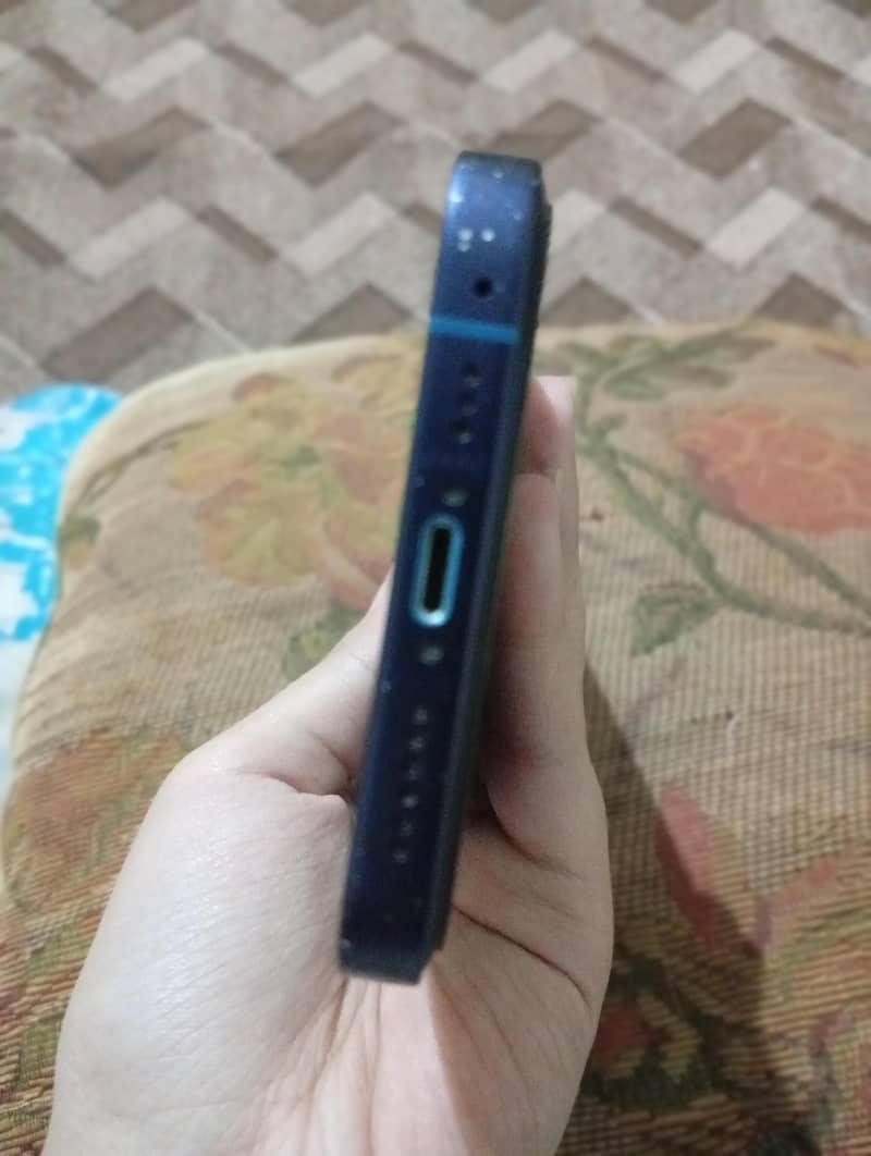 Apple iPhone XR 3