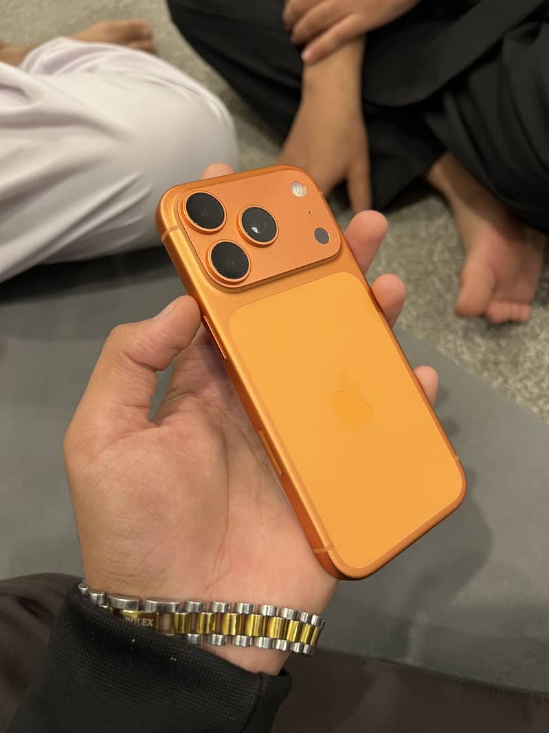 Apple iPhone 17 Pro 0