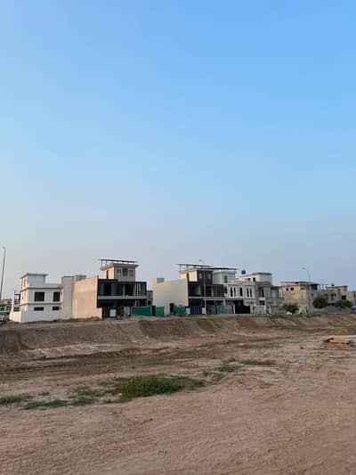For Sale: Ideal 5 Marla Plot in Tulip Extension Block Ready for Construction