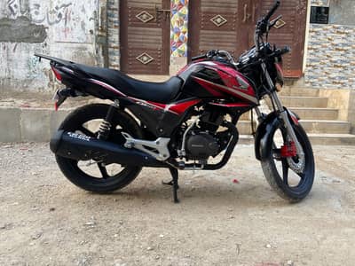 HONDA CB 150F contact on (o37o2977o6o)