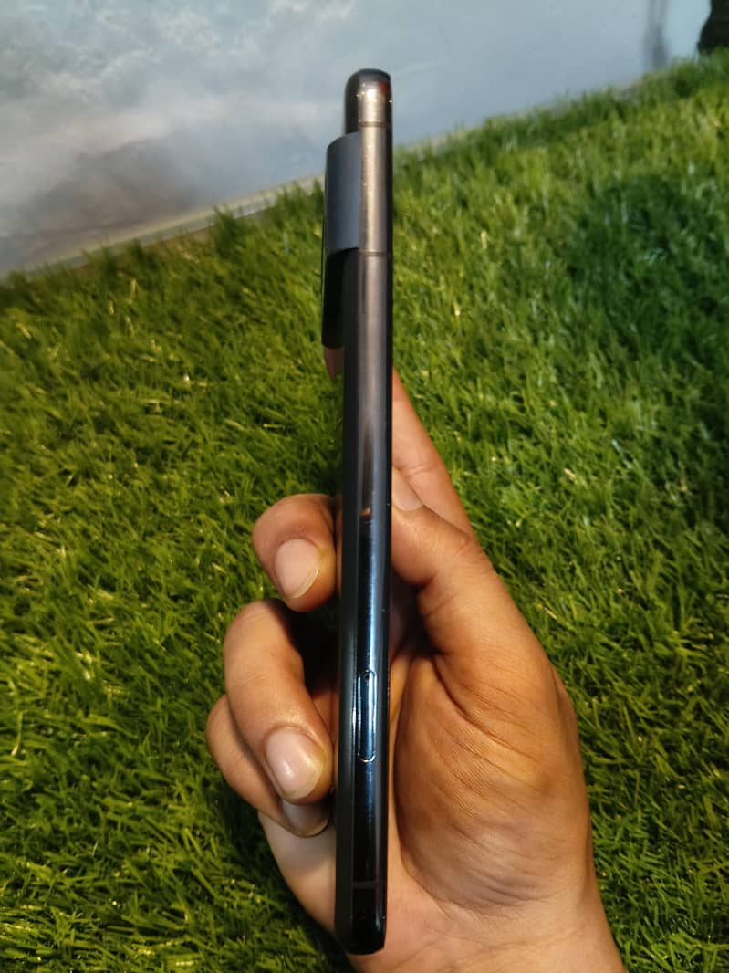 Google Pixel 8 Pro 3
