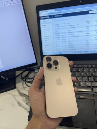 Apple iPhone 16 Pro