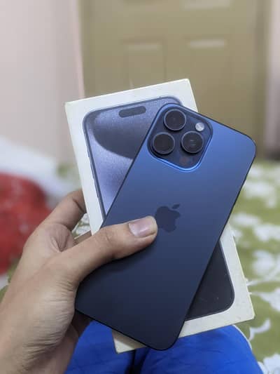 Apple iPhone 15 Pro Max 256GB with Box