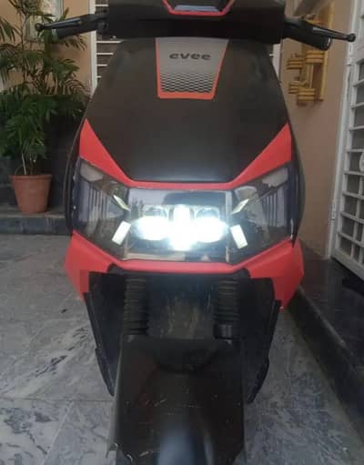Evee s1 pro electric scooter03.25. 49.84. 383