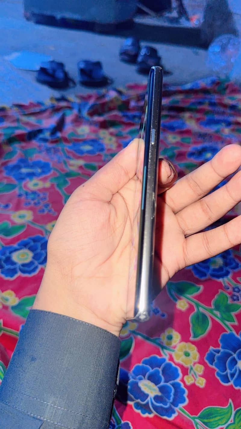 Samsung Mobile Note 8 6