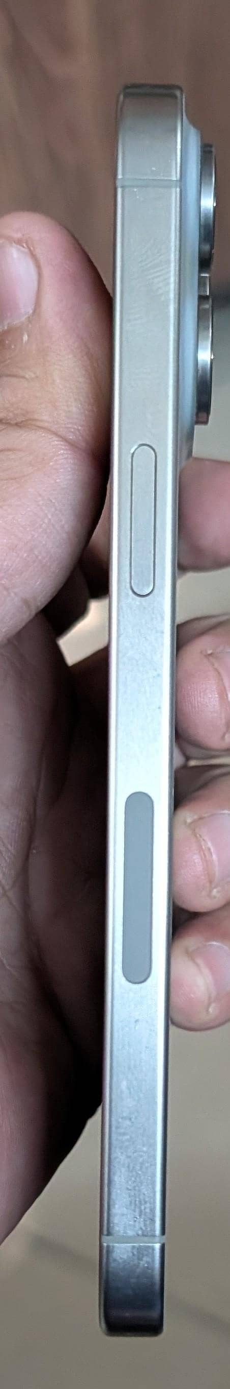 Apple iPhone 15 Pro Max 1