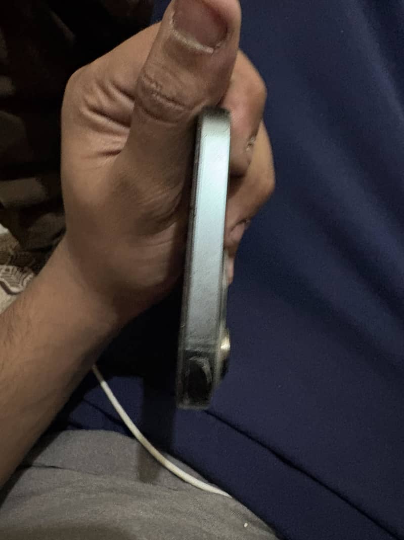 Apple iPhone 13 Pro Max 5