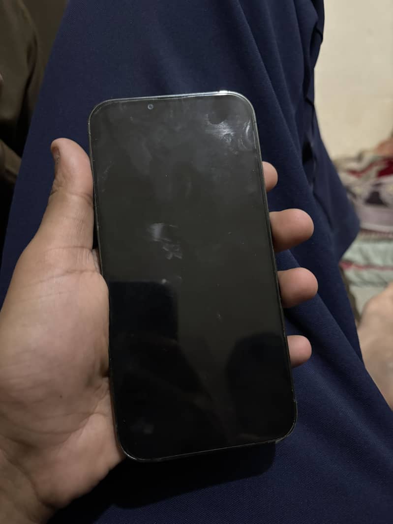 Apple iPhone 13 Pro Max 8