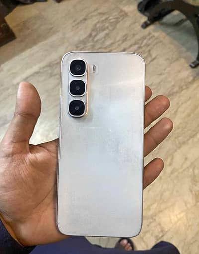 Infinix Hot 60 Pro chucha piece