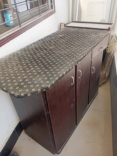 Wardrobe & Iron Stand