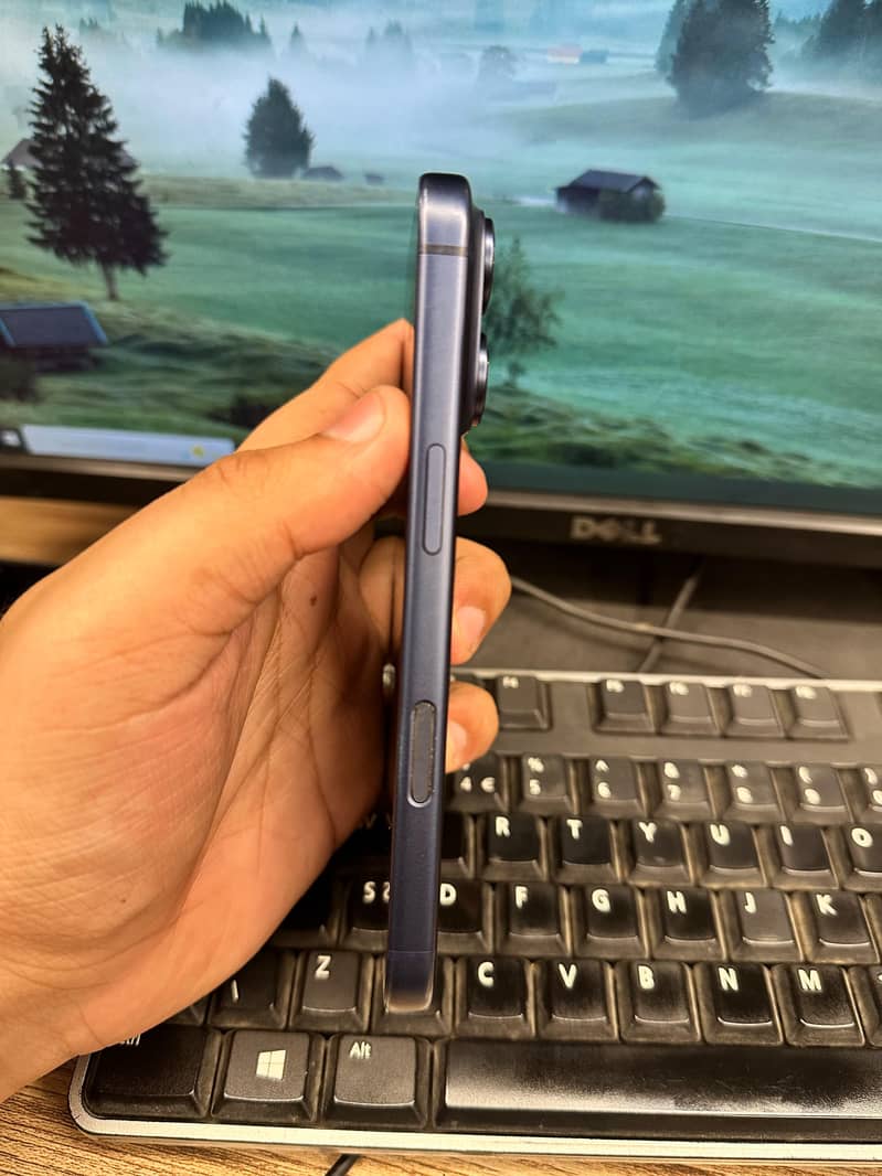 Apple iPhone 17 Pro 1